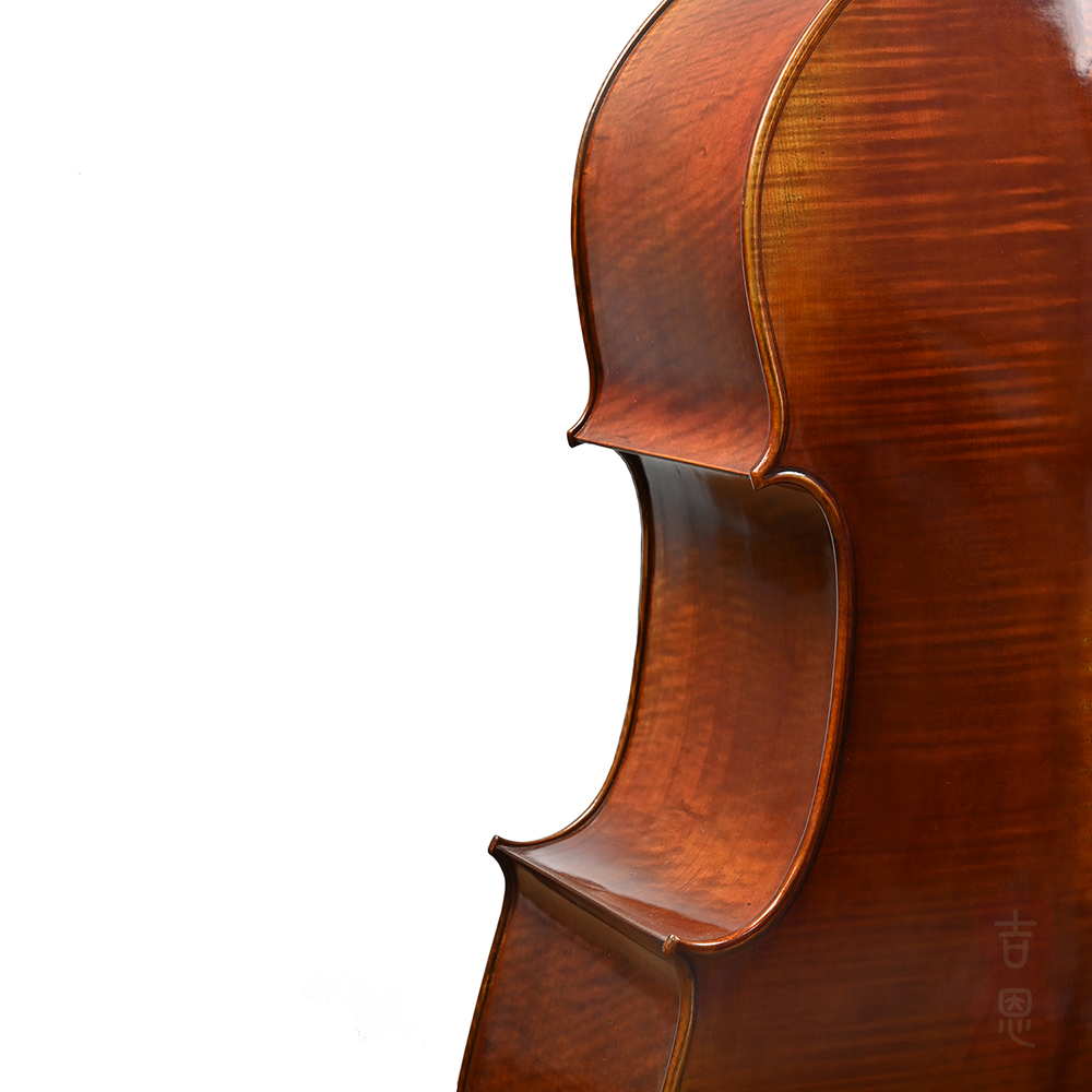 歐料仿古尖角貝斯